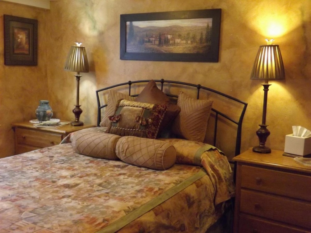 Amid Summer's Inn Bed and Breakfast Image 13