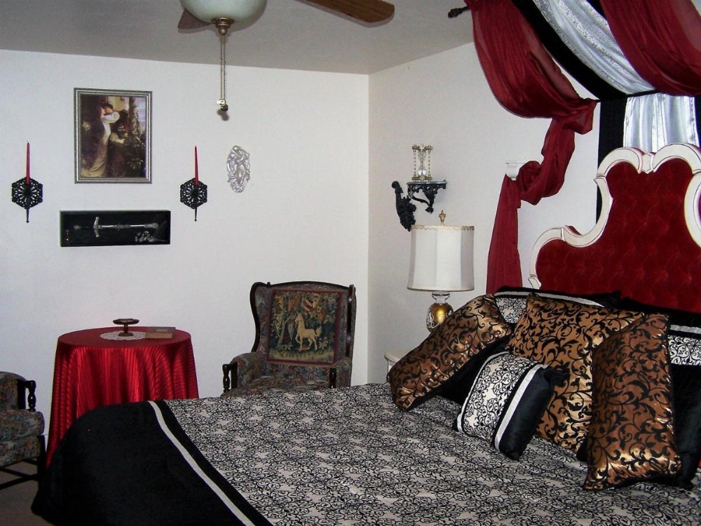 Amid Summer's Inn Bed and Breakfast Image 41